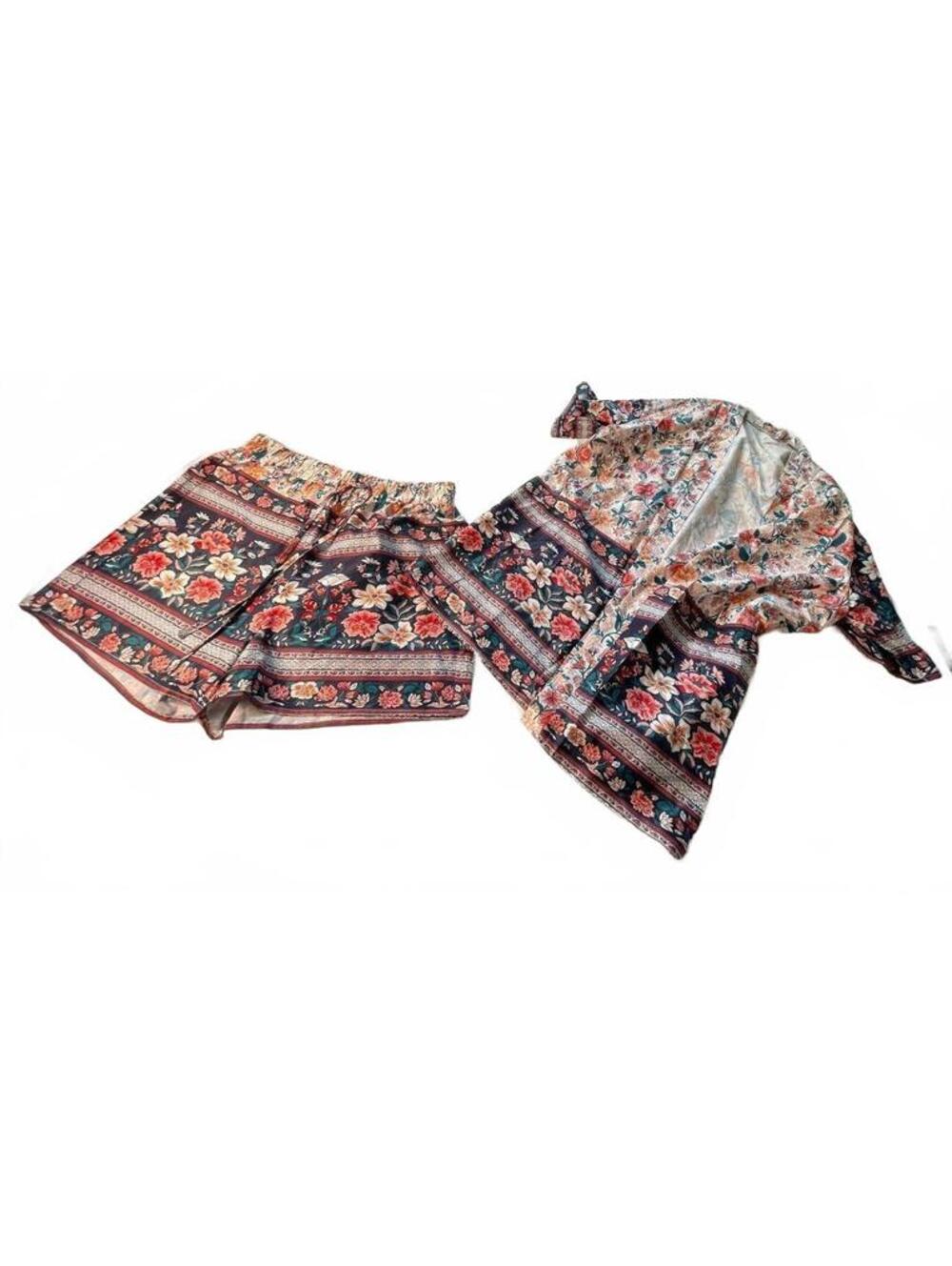 Floral Patterned Two-Piece Lounge Set Size 1XL/Pool Cover